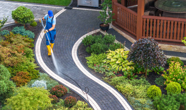 Garage Pressure Washing in Maple Valley, WA